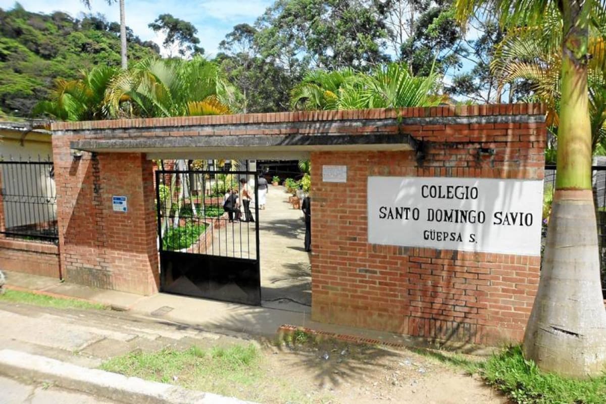 La comunidad de Güepsa, así como la Administración esperan ayuda de la Gobernación para trasladar la sede del colegio Santo Domingo Savio. (Foto: Archivo / VANGUARDIA LIBERAL)