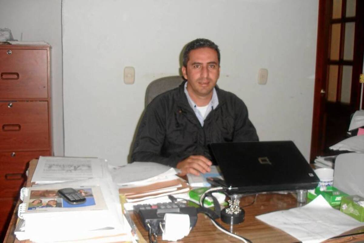 Freddy Alexander Camacho Pinzón secretario de Hacienda del municipio de Puente Nacional informa de los descuentos por pronto pago del IPU y medidas cautelares por deudas al municipio. (Foto: Nancy Acuña R./VANGUARDIA LIBERAL)