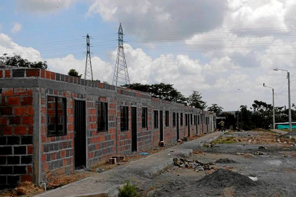 Aunque el lote que se le entregará a cada una de las 14 familias tiene 90 metros cuadrados, sólo 28 estarán construidos. (Foto: Edgar Pernett/VANGUARDIA LIBERAL)