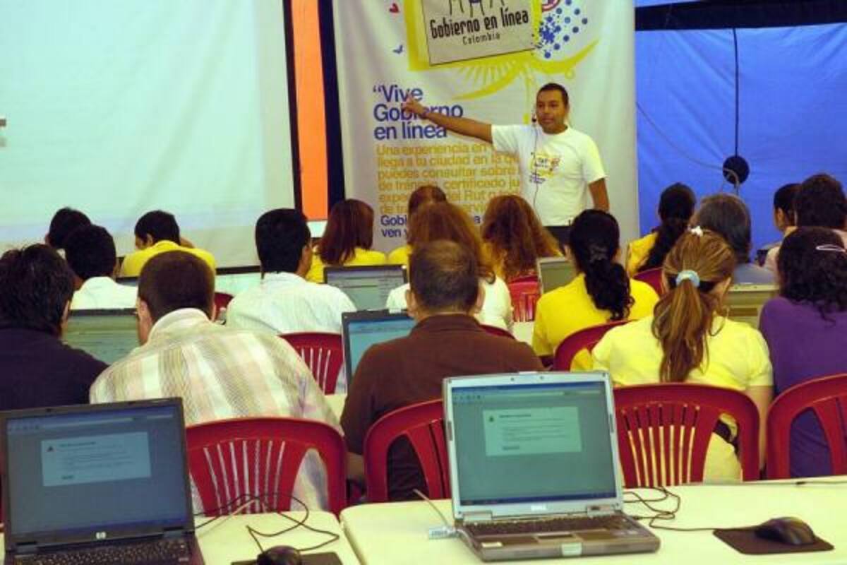 Gobierno en Línea surgió en 1992 para ofrecer servicios y trámites de las diferentes entidades del Estado. (Foto: Archivo / VANGUARDIA LIBERAL)