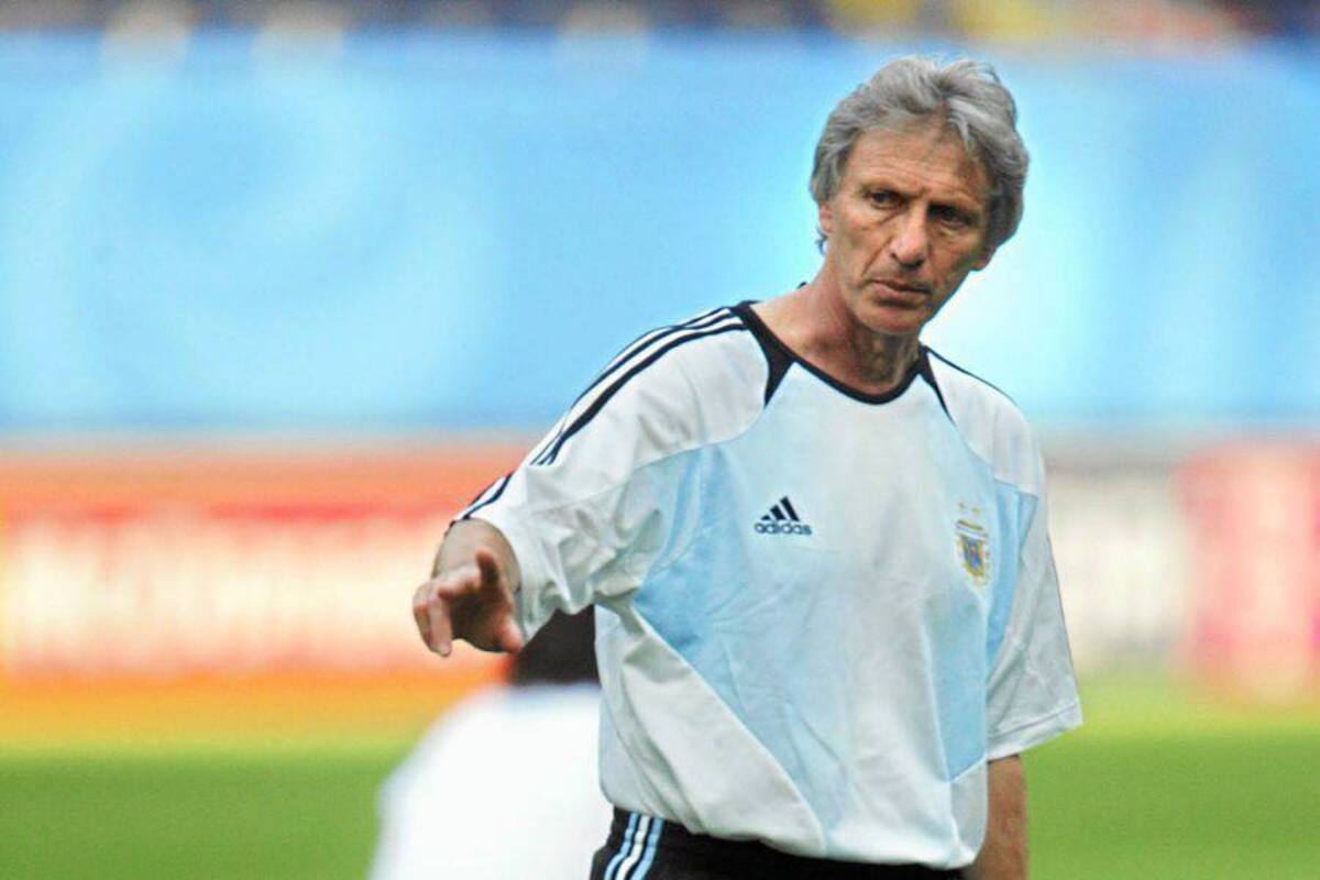 El nuevo técnico de la selección Colombia, el argentino José Néstor Pékerman, será presentado de manera oficial mañana en Bogotá. (Foto: Archivo / VANGUARDIA LIBERAL )