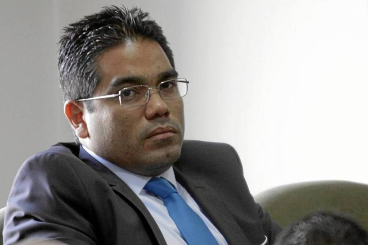 Exgobernador del Valle, Juan Carlos Abadía Campo y Héctor Fabio Useche gobernador suspendido. (Foto: Archivo/VANGUARDIA LIBERAL)