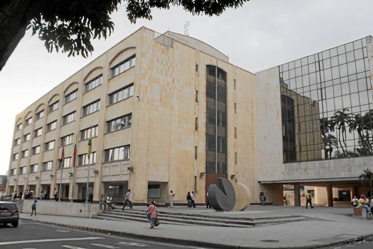 Bucaramanga suscribió un total de 2.505 contratos por valor de $186 mil millones, de esos 2.311, equivalentes a $108 mil millones, se celebraron a través de la modalidad de selección directa. (Foto: Archivo/VANGUARDIA LIBERAL)