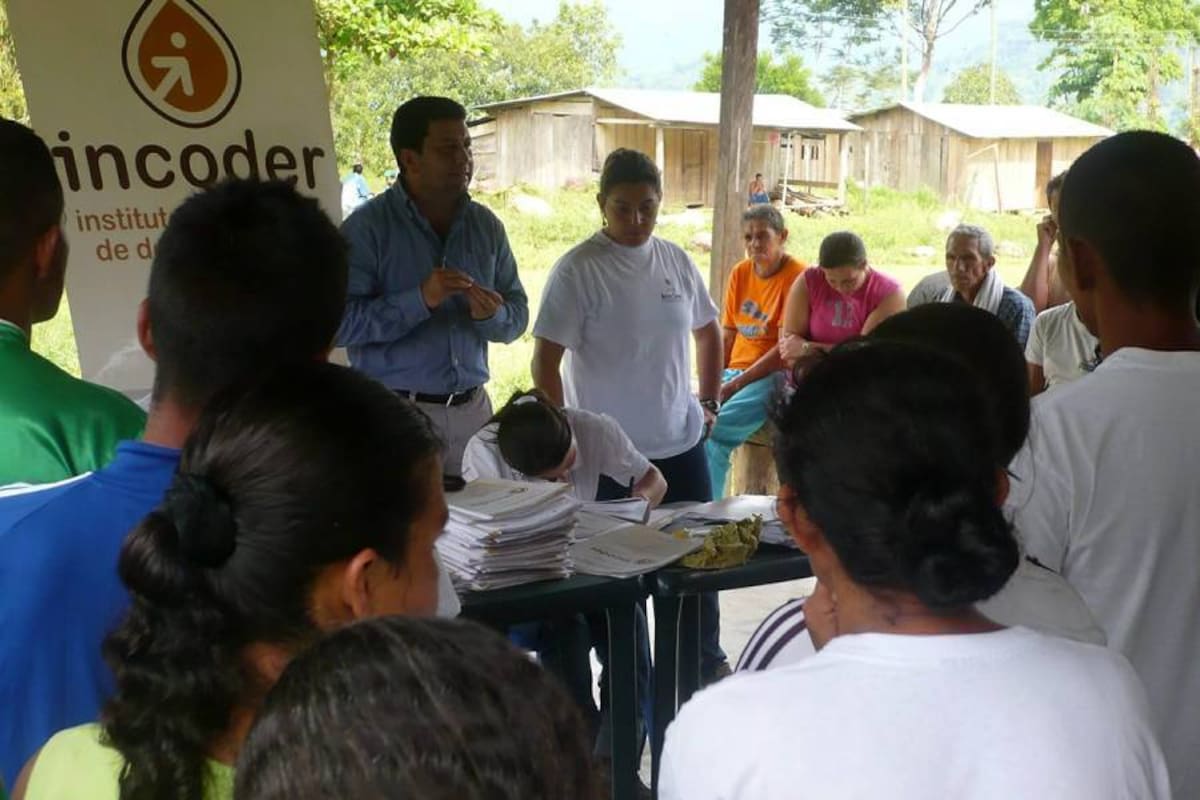 El formato de titulación de predios se puede bajar por internet www.incoder.gov.co, diligenciarlo y presentarlo en las oficinas de esa entidad ubicadas en Bucaramanga o Barrancabermeja. (Foto: Suministrada/VANGUARDIA LIBERAL)
