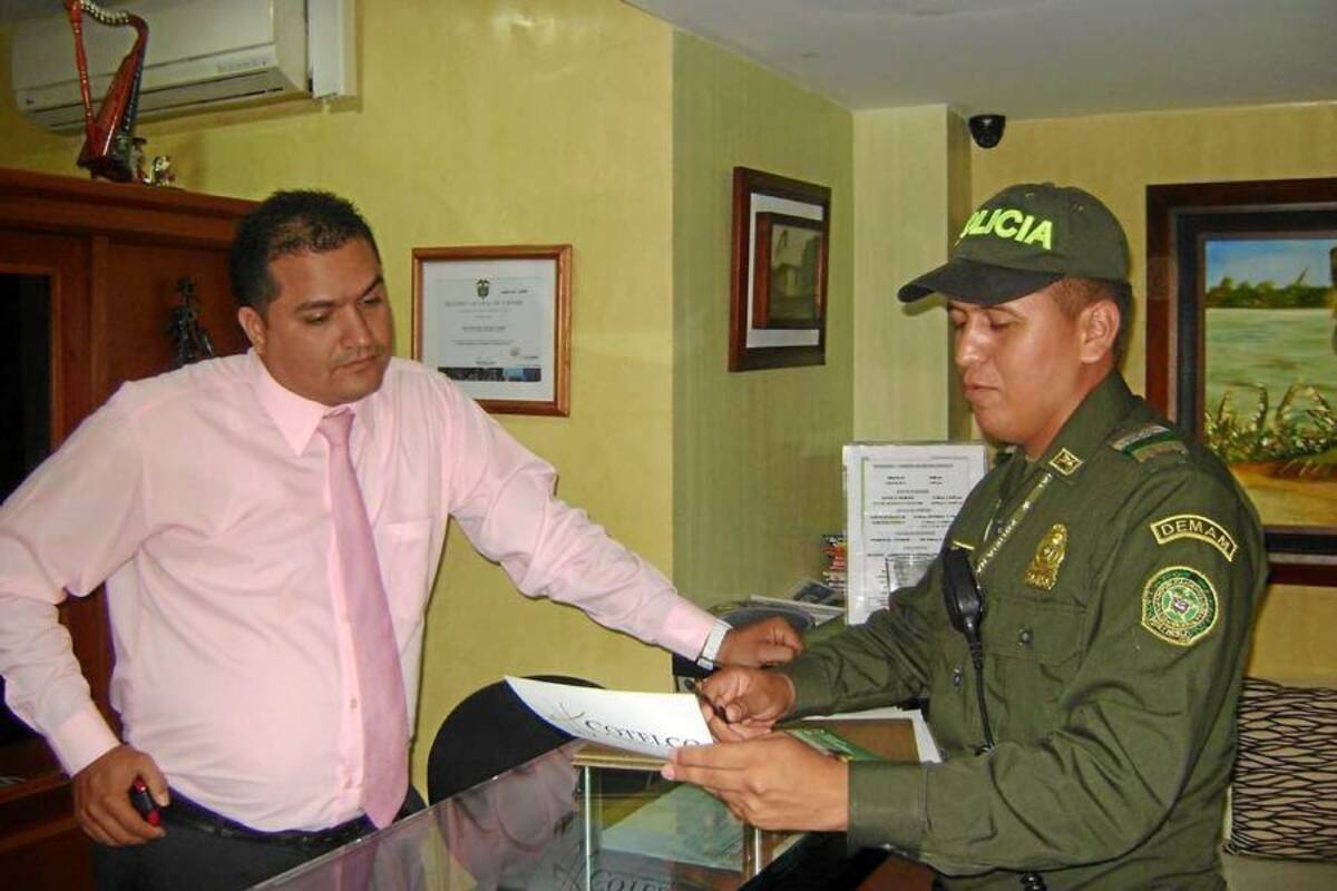 Ya se iniciaron las jornadas de sensibilización, socialización y control a hoteles por parte de la Policía del Magdalena Medio. (Foto: Suministrada/VANGUARDIA LIBERAL)