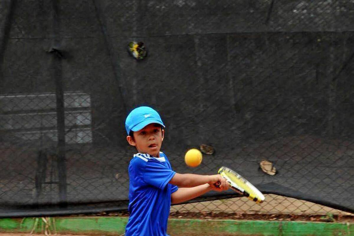 Más de 65 tenistas hicieron parte del Torneo Nacional de Clubes 2013. (Foto: Edgar Pernett/VANGUARDIA LIBERAL)