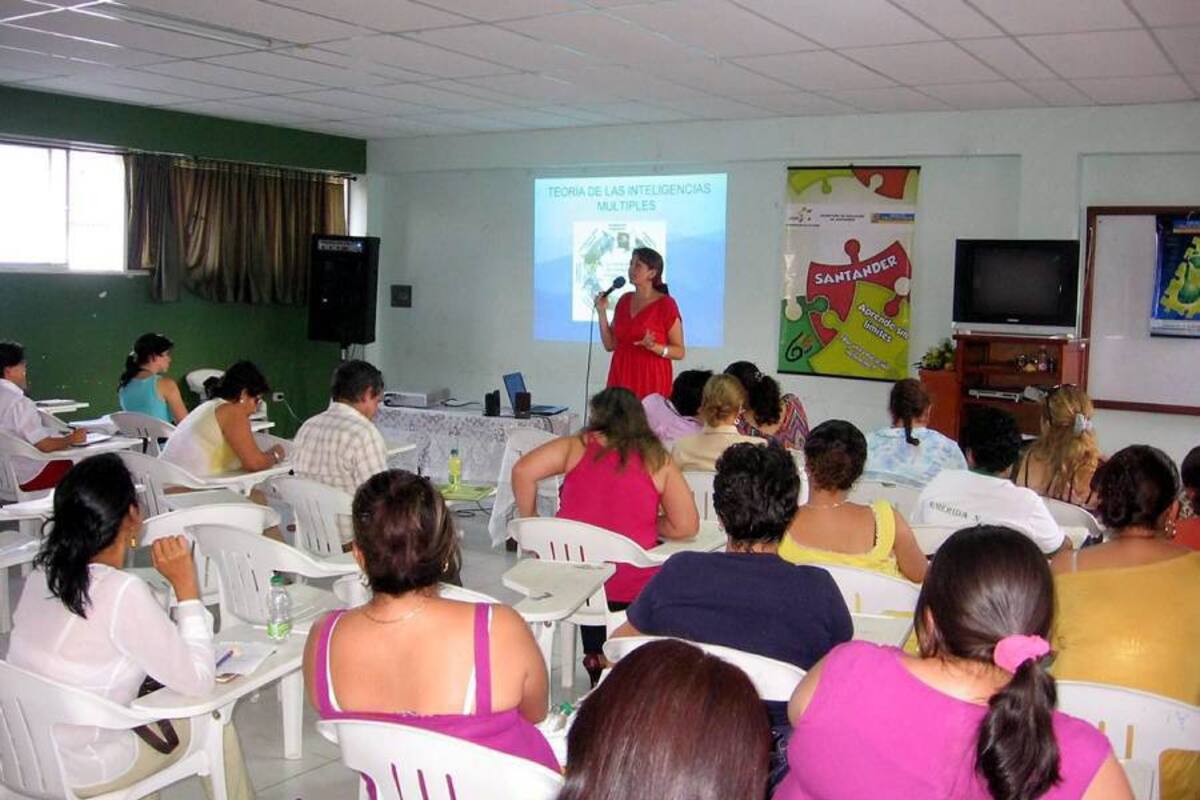 Se busca que los maestros aprendan cómo se hace la evaluación de niños con dificultades auditivas, razón por la cual se hizo el llamado a los municipios de Oiba, Socorro, Confines, Simacota y Contratación, donde hay varios casos en los colegios. (Foto: Archivo/VANGUARDIA LIBERAL)