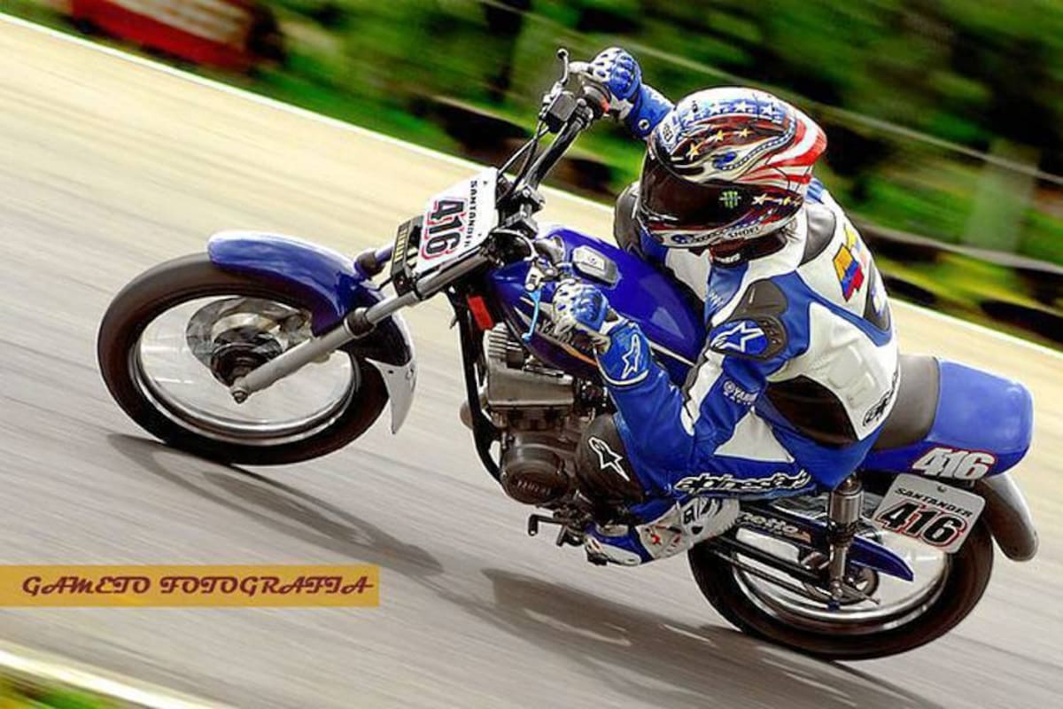 A bordo de una RX-115 el santandereano Óscar Felipe Carrero se llevó la victoria en el GP Colombia que culminó el pasado domingo en el Autódromo de Tocancipá. (Foto: Suministrada / VANGUARDIA LIBERAL)
