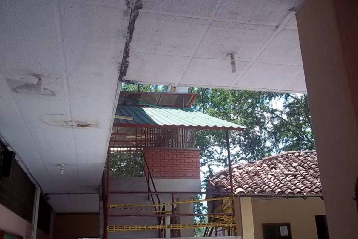 Algunos de los planteles educativos que están deteriorados serán restaurados por la Administración Municipal. (Foto: Archivo/VANGUARDIA LIBERAL)