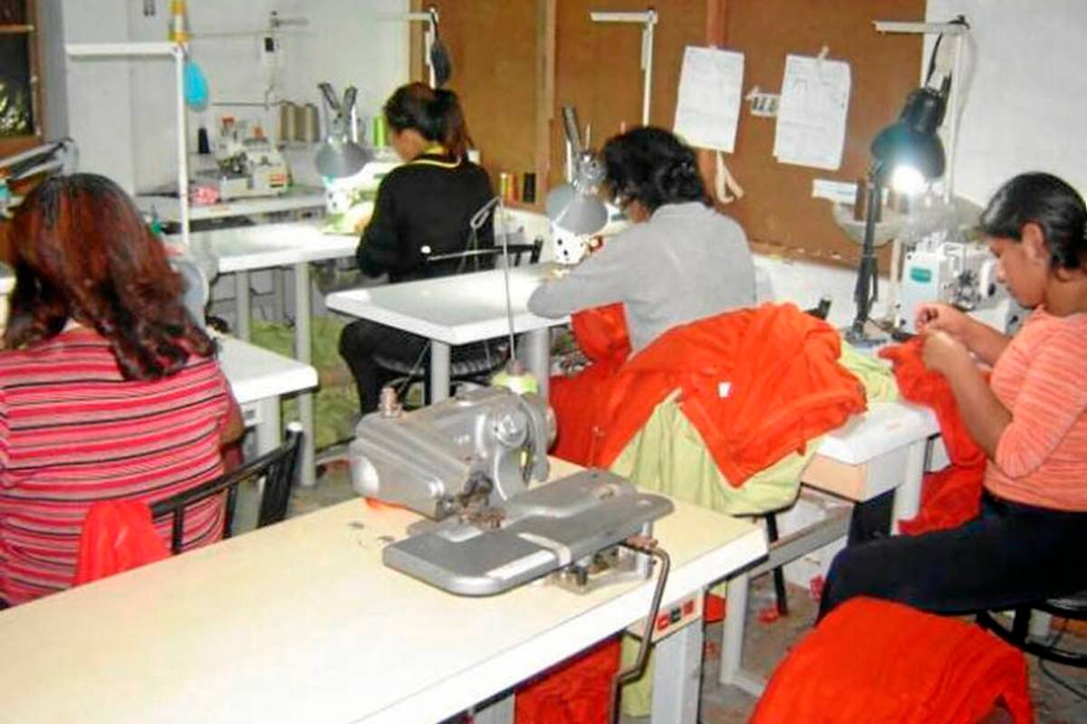 El 20 de febrero en el Centro del Adulto Mayor están abiertas las inscripciones para el curso de modistería. (Foto: Archivo/VANGUARDIA LIBERAL )