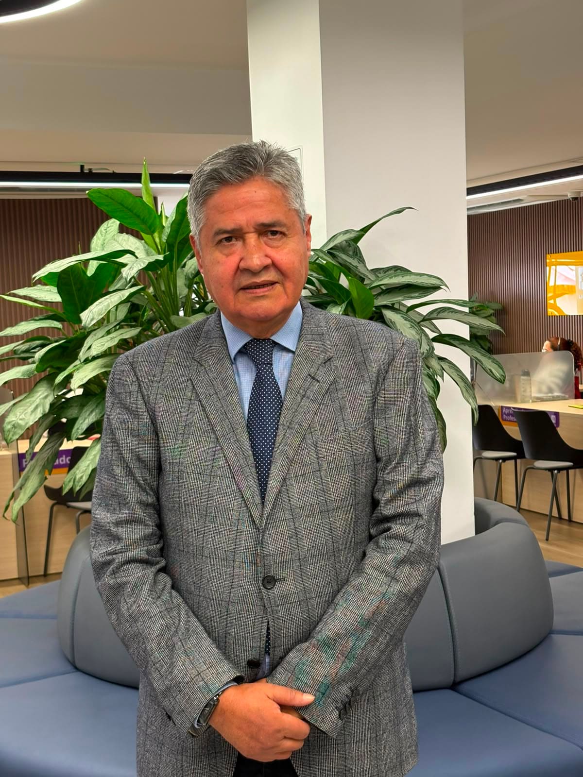 Mauricio Rodríguez Delgado, doctor en Derecho y profesor desde hace 34 años en la Universidad Autónoma de Bucaramanga, Unab, presenta una mirada reflexiva sobre lo que representó para Colombia la Constitución Política. Foto suministrada/VANGUARDIA