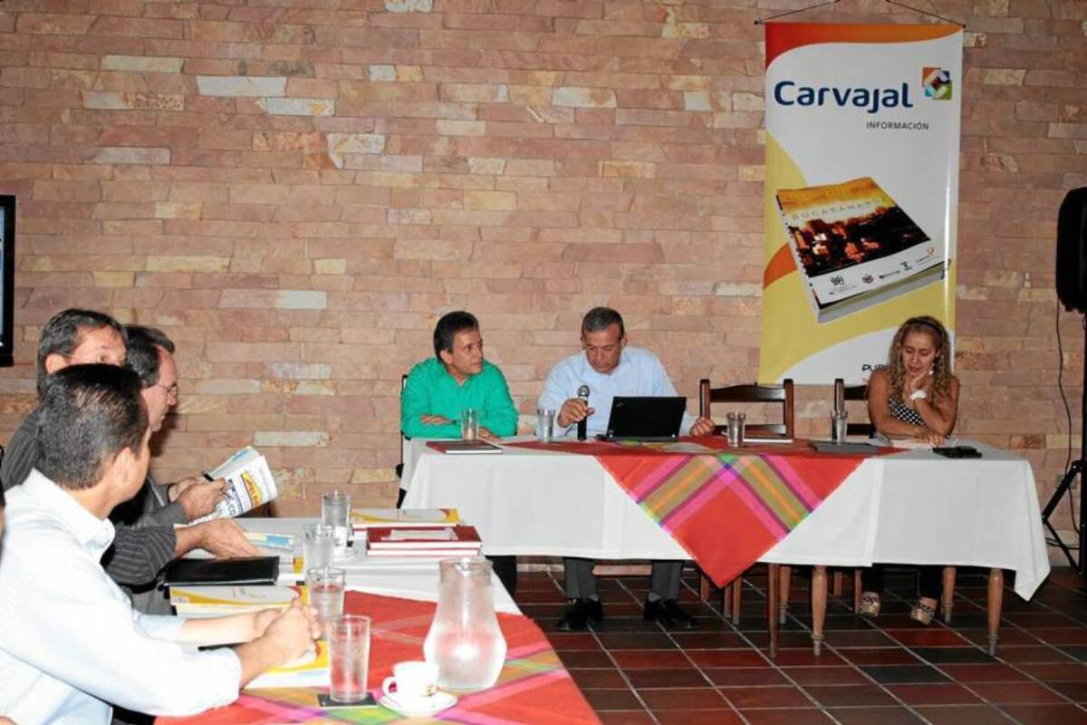 Lista la circulación 205 mil ejemplares de la nueva guía telefónica (Foto: Javier Gutiérrez / VANGUARDIA LIBERAL)