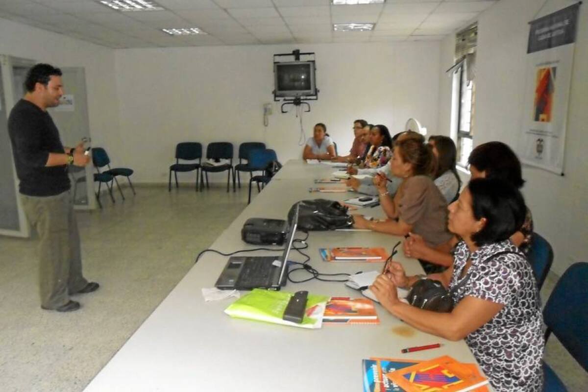 Orientadores fueron capacitados en la Casa de Justicia de Florida (Foto: Suministrada /VANGUARDIA LIBERAL)