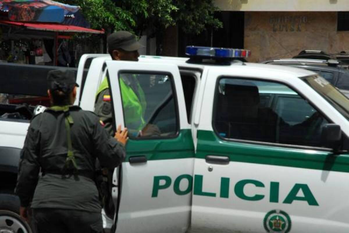 La Policía tiene en su poder el video que el camarógrafo alcanzó a grabar en medio del tumulto.