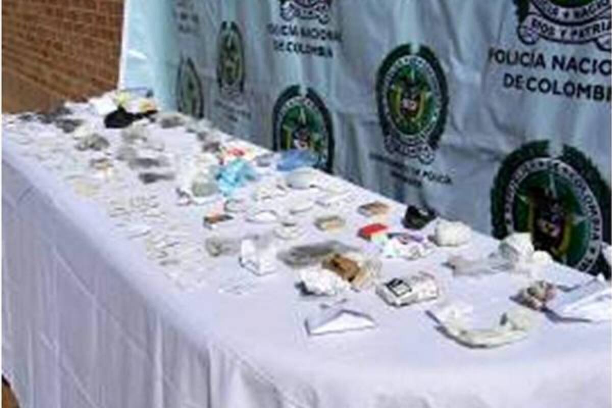 Aspectos de la droga incautada en lo que va corrido del presente año, por parte de la Policía Estación Barbosa.(Foto: Suministrada /VANGUARDIA LIBERAL)