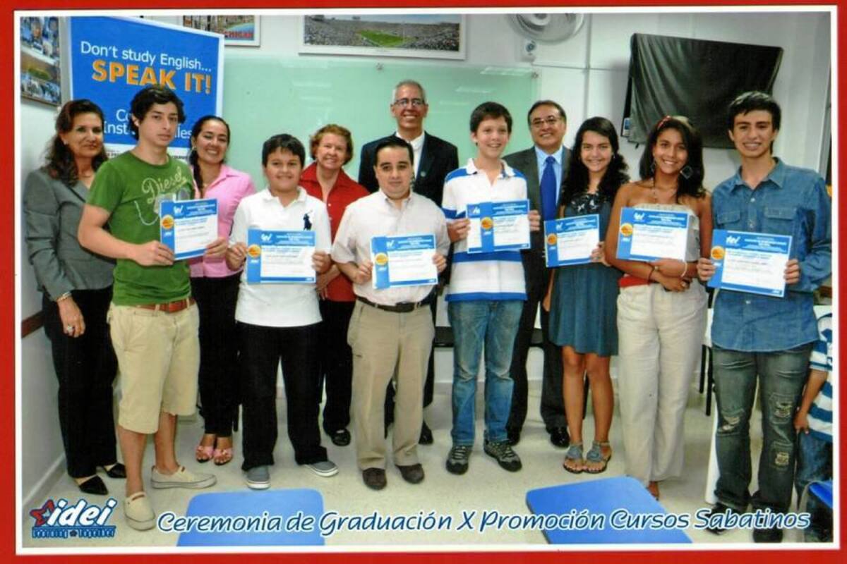 Martha Bohórquez, Carolina Gamboa, Joan Morley, Sergio Torres, Cesar Granados, Álvaro Iván Gómez, Juan Felipe Heredia, Diego Fernando Vargas, Jaime Andrés McCormick Mantilla, Valentina Peña, Angie Carolina Barrera y Julián Leonardo Zarate. (Foto: Suministrada/VANGUARDIA LIBERAL )