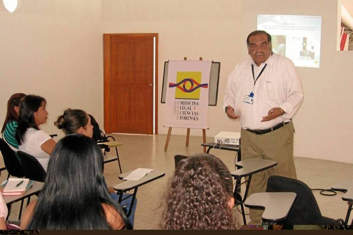 Medicina legal capacitó a funcionarios de la salud en Barbosa