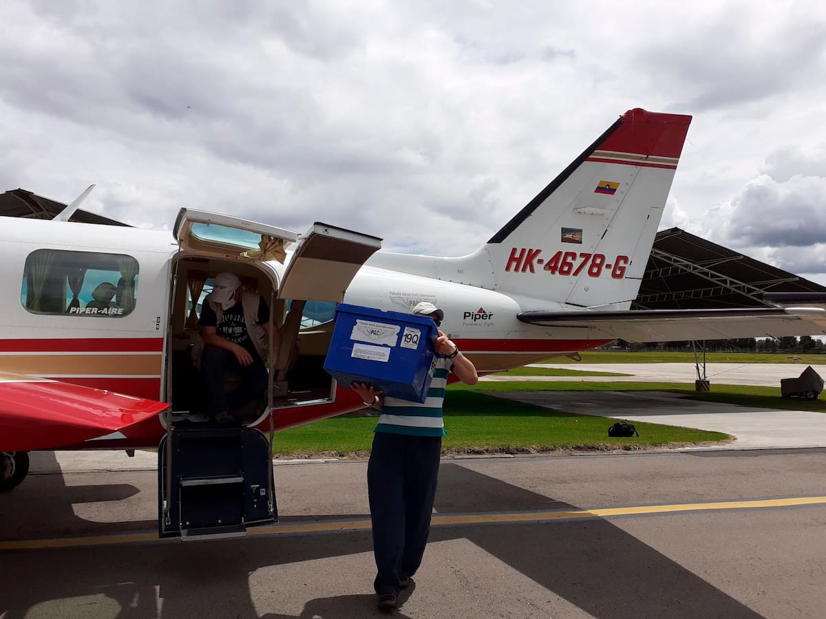 Así se traslada la ayuda médica humanitaria, por parte de la Patrulla Aérea Civil Colombiana. (Foto: Suministrada / VANGUARDIA)