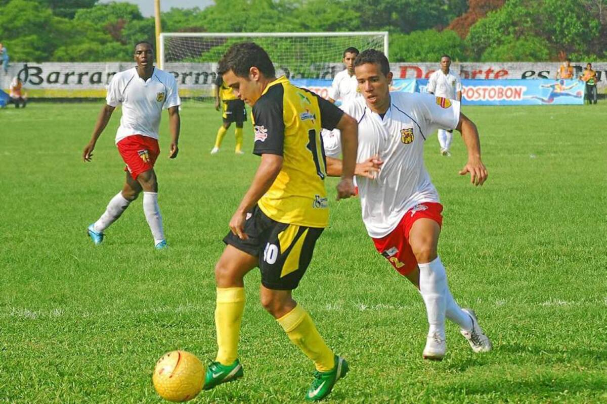 Hoy a las 9:00 a.m. el Alianza Petrolera jugará la fecha 10 de la Copa Postobón ante Real Santander en el estadio Alfonso López de Bucaramanga. (Foto: Archivo/VANGUARDIA LIBERAL)