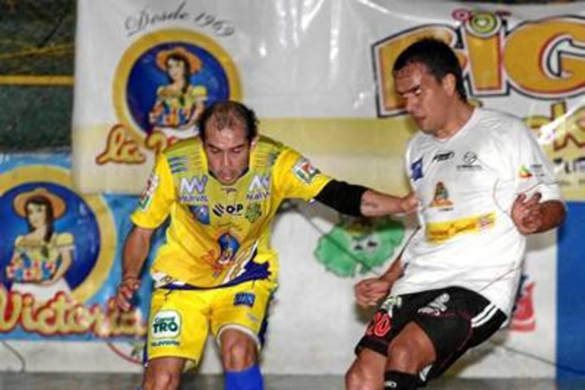 Después de un año de ausencia, el clásico del microfútbol bumangués entre Independiente Santander y Bucaramanga FSC reaparecerá. (Foto: Archivo / VANGUARDIA LIBERAL)
