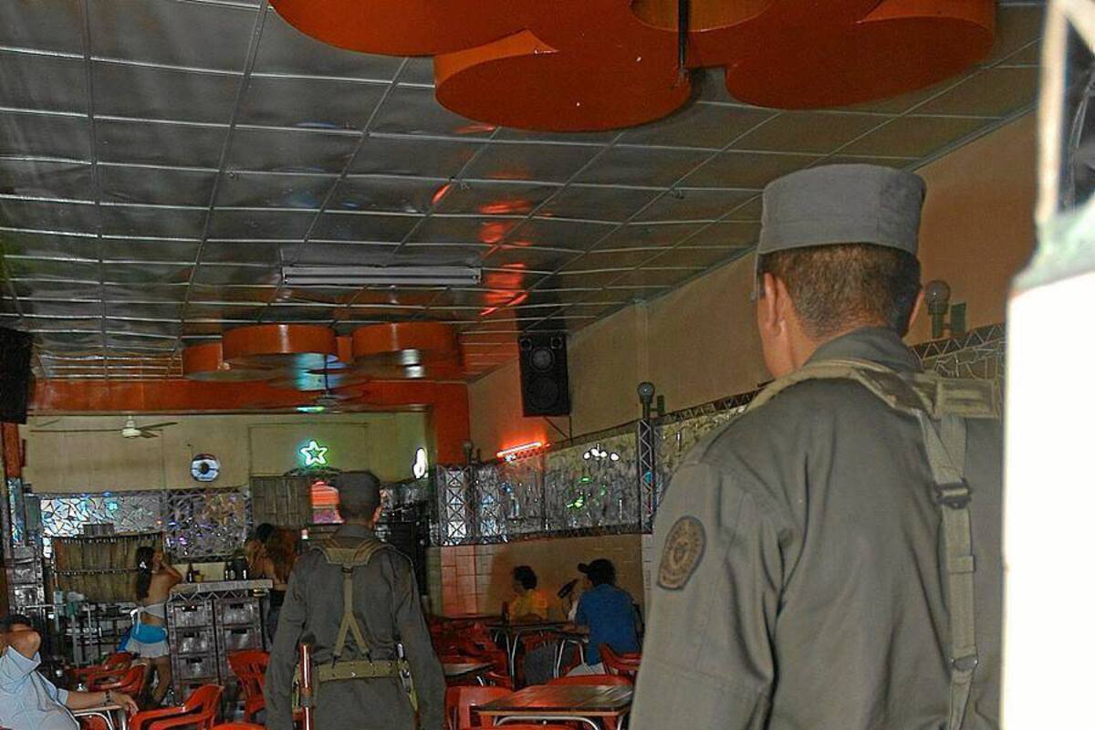 Definen hora de cierre para establecimientos comerciales en Girón (Foto: Archivo/VANGUARDIA LIBERAL)