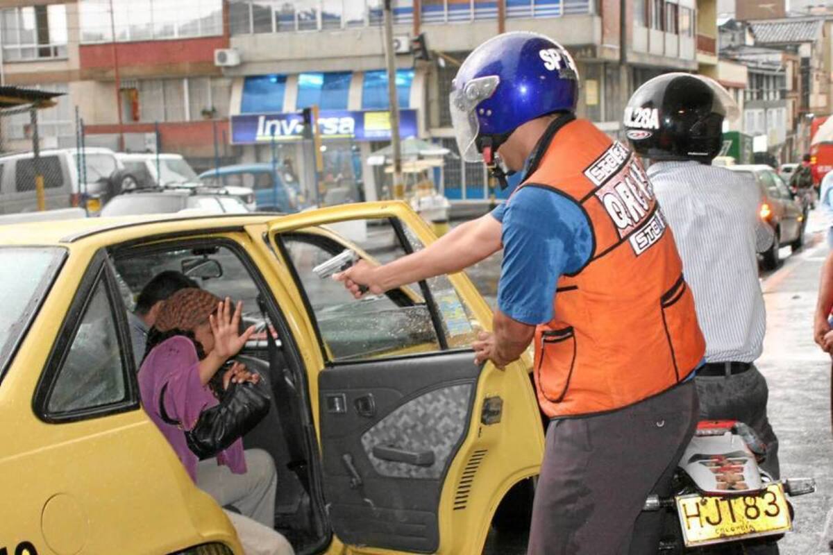 Las autoridades recomiendan hacer las transacciones con precaución. (Foto: Archivo/VANGUARDIA LIBERAL )