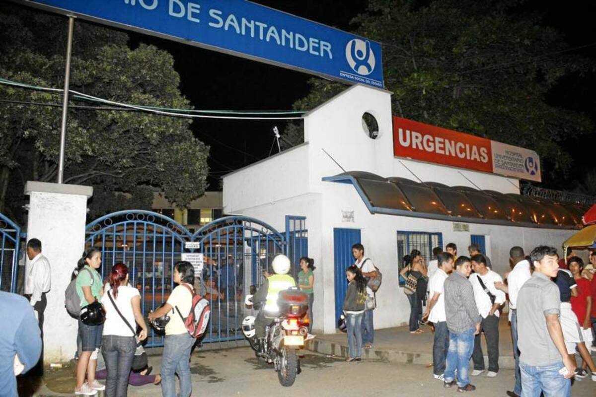 Los dos heridos fueron trasladados al Hospital Universitario de Santander, HUS, donde se recuperan.