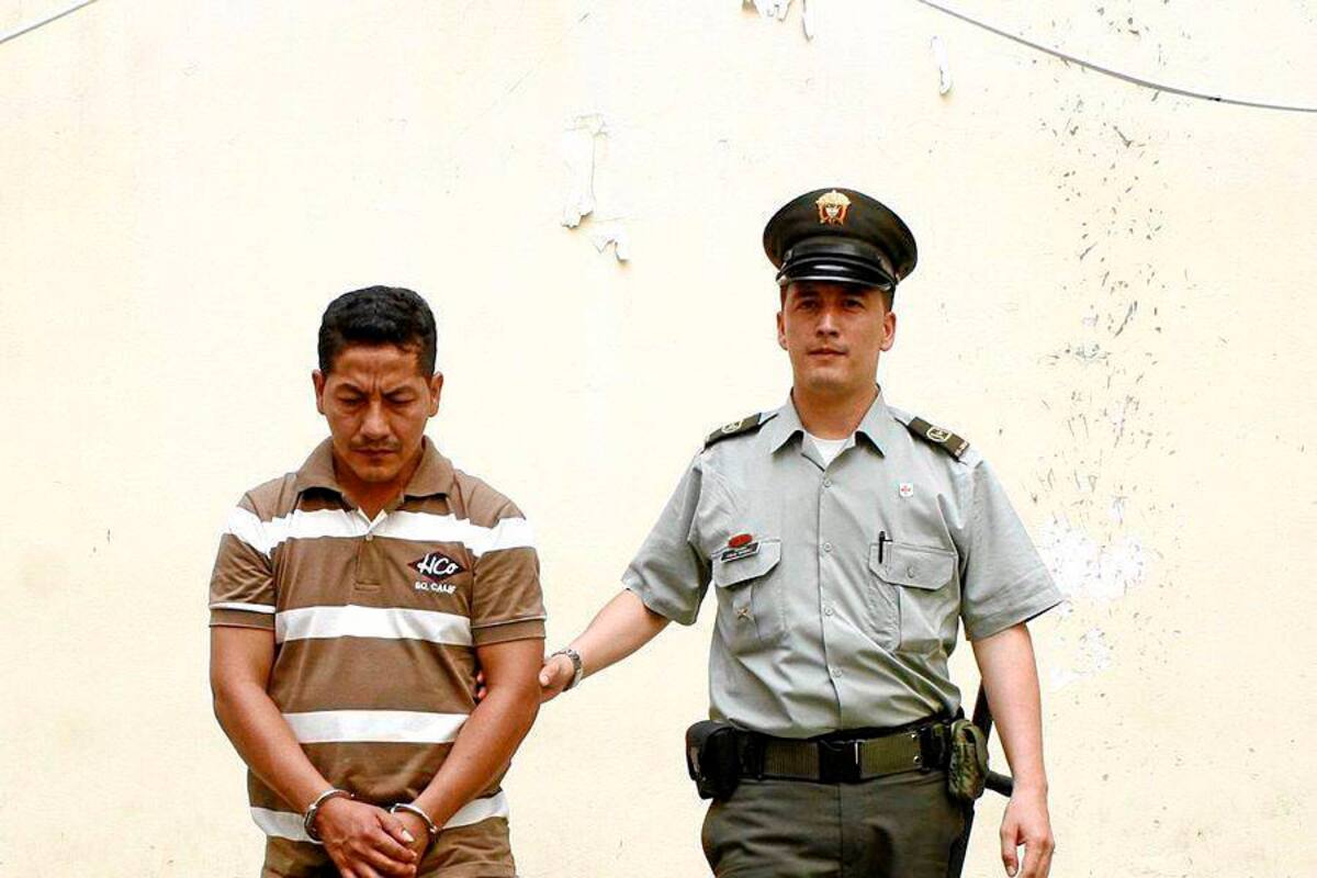 El sujeto fue presentado ante un juez para la legalización de su captura y fue enviado a la ciudad de Cali en el Valle del Cauca, donde deberá responder por los delitos de rebelión y concierto para delinquir. (Foto: Suministrada/VANGUARDIA LIBERAL)