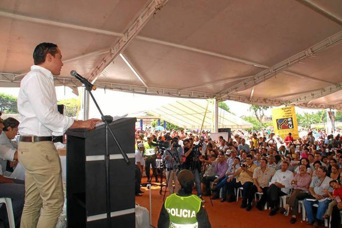 La megaludoteca, hospital y vías tendrán recursos de Gobernación (Foto: Edgar Pernett/VANGUARDIA LIBERAL)