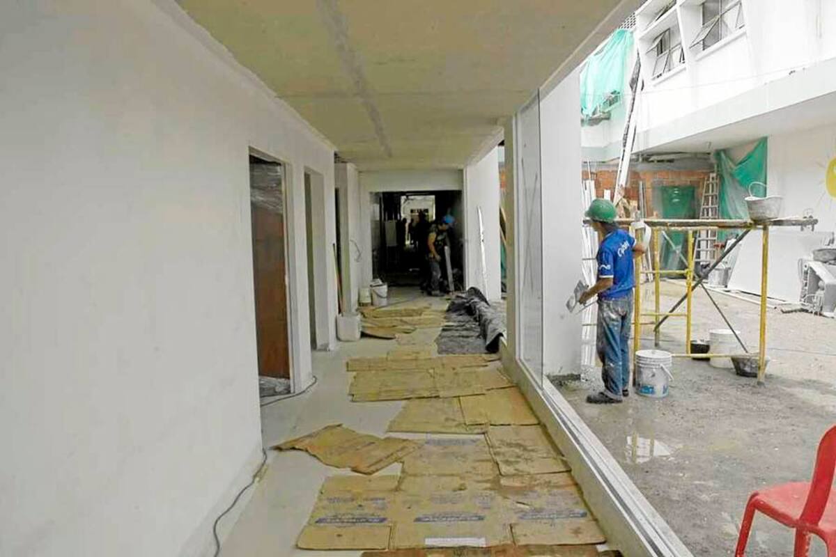 Mañana se haría entrega, para su puesta en funcionamiento, del cuarto piso del Hospital Regional del Magdalena Medio. (Foto: Edgar Pernett/VANVUARDIA LIBERAL)