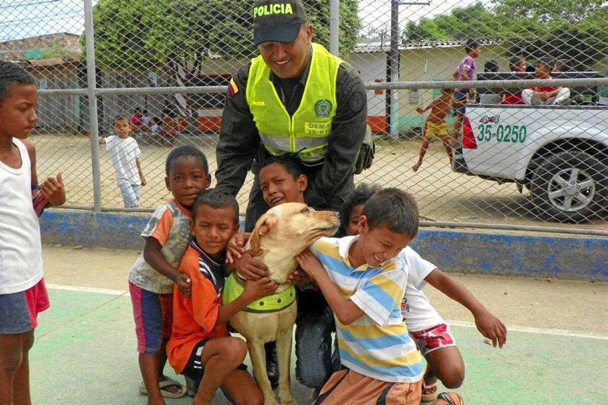 Con diferentes actividades recreativas, la Policía Comunitaria quiso ofrecerle a la poblacíón jornadas de esparcimiento. (Foto: Suministrada/ VANGUARDIA LIBERAL)