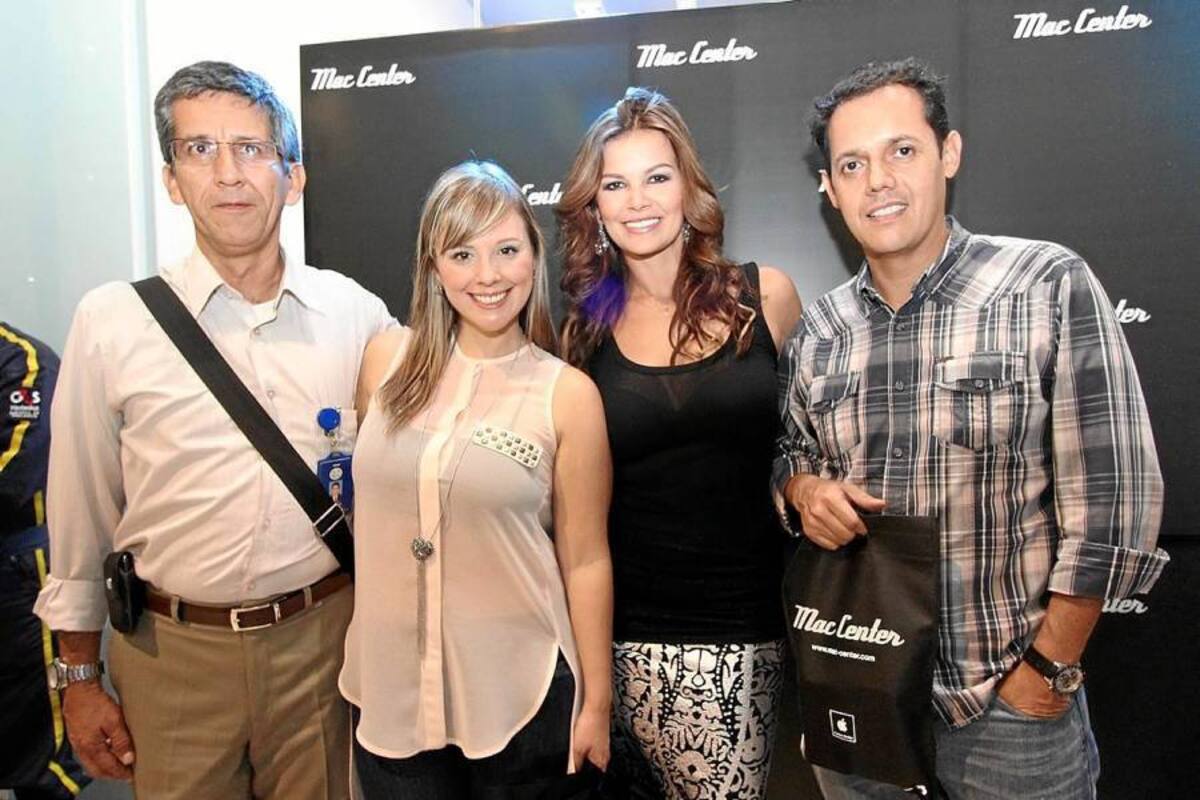 Gustavo Remolina, María Jimena Ortegón, Liseth Durán y José Murillo. (Foto: Mauricio Betancourt / VANGUARDIA LIBERAL)
