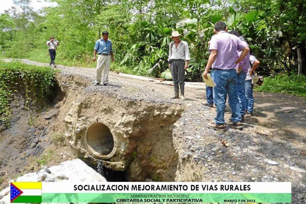 Con el fin de mejorar la calidad de vida de los habitantes de la zona rural de Cimitarra el alcalde Samuel Soto Carreño gestiona recursos ante el invías y otras entidades con el fin de conseguir los recursos necesarios. (Foto: Archivo /VANGUARDIA LIBERAL )