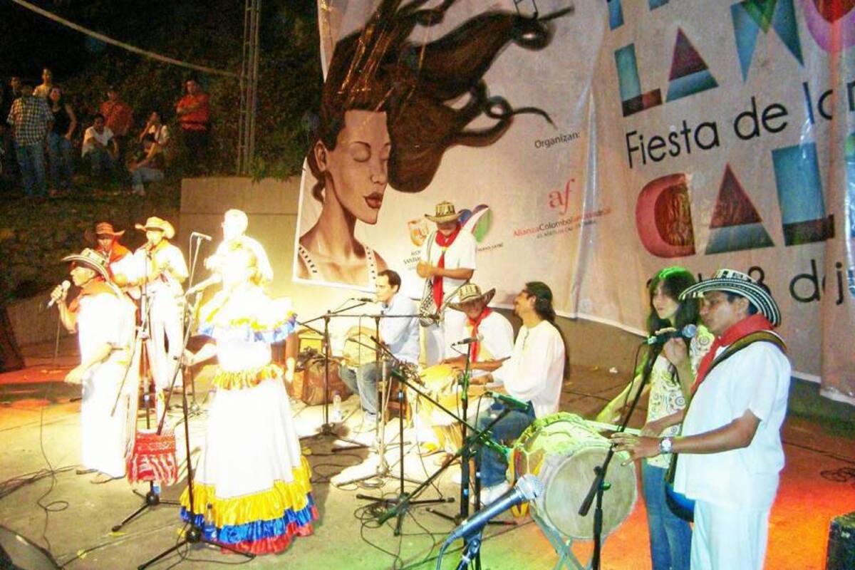 Las notas de los “Gaiteros de San Jacinto” se escucharán en el Teatro Corfescu el próximo miércoles, 25 de abril, cuando se hará el lanzamiento oficial de la Feria Ulibro 2012. (Foto: / VANGUARDIA LIBERAL)