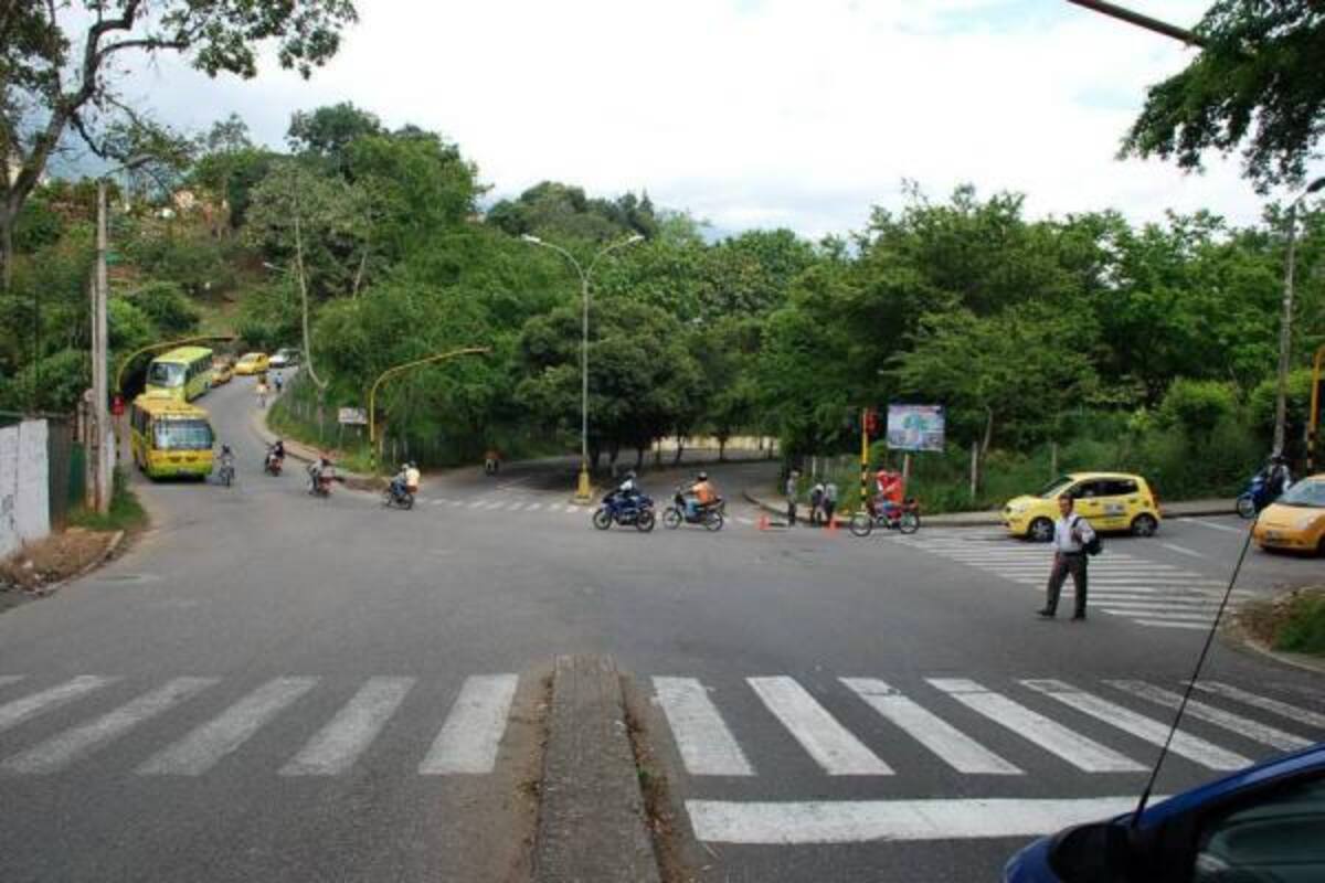 En este sitio quedaría construido el Puente de la Vida, proyecto que espera solucionar los problemas de movilidad vial.