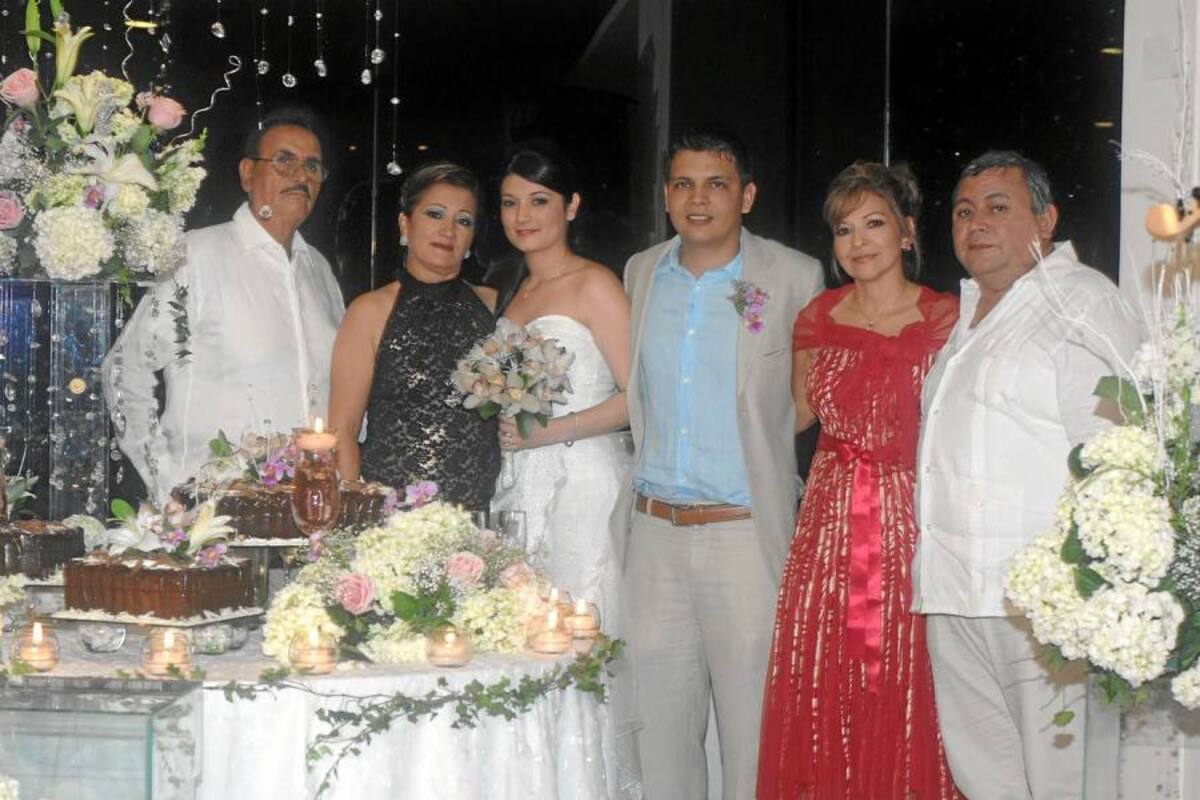 Orlando Chinchilla Carlier, Laura Ulloa de Chinchilla, Lady María Mahecha Contreras, Nicolás Chinchilla Ulloa, Ana María Contreras Agudelo y Miguel Ángel Díaz Álvarez. (Foto: Jaime Del Rio/VANGUARDIA LIBERAL)