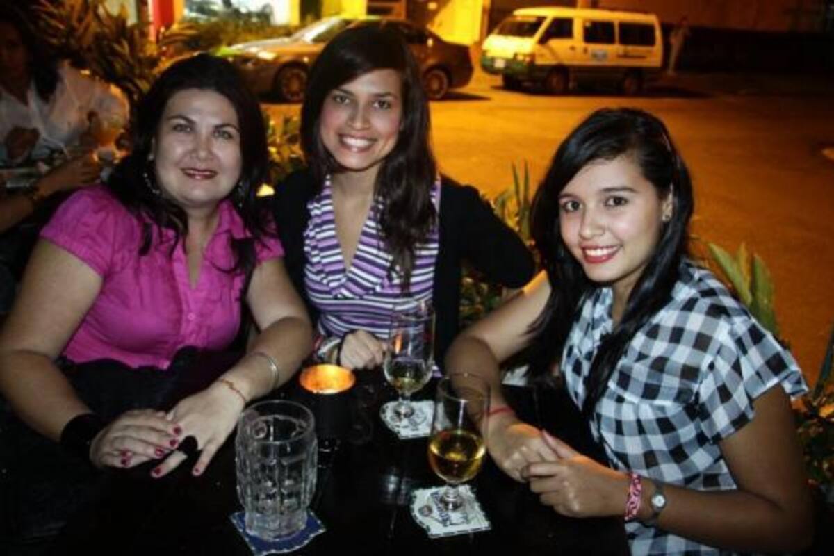 Lizeth Tavera, Angélica Reyna y Diana Jiménez.