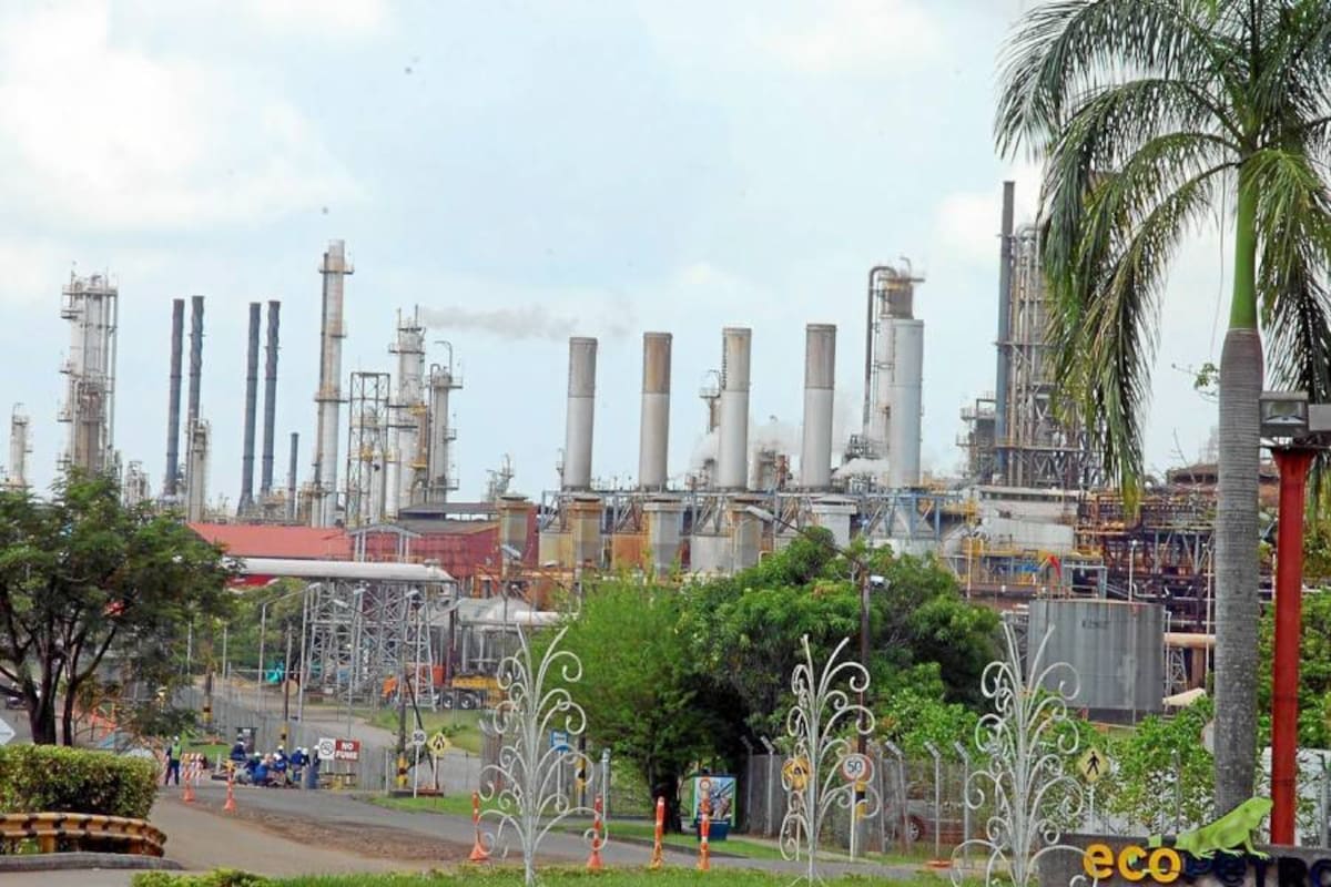 En 2012 Ecopetrol asegura que cumplió con 86% de contratación de mano de obra local en las paradas de planta de la refinería de Barrancabermeja. (Foto: Archivo/VANGUARDIA LIBERAL)