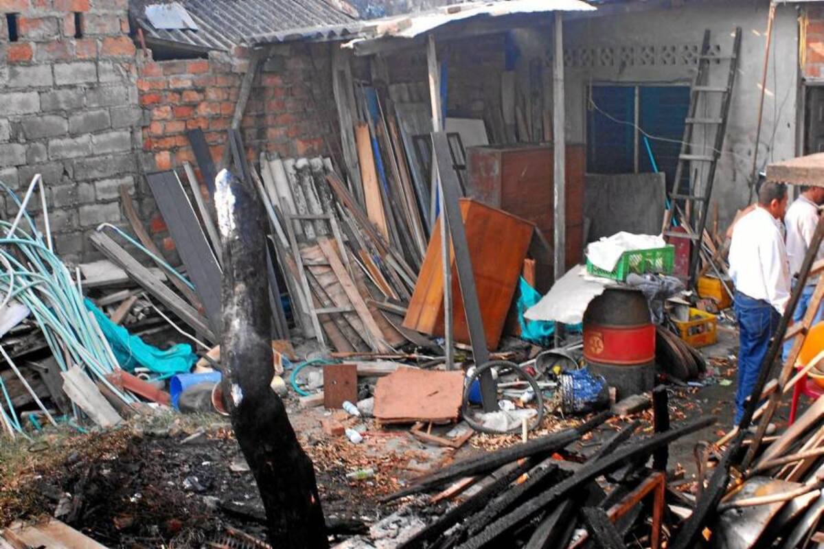 Obras de ampliación del acueducto local de Barbosa, que llega con sus redes al barrio San Gil y a la vereda centro, beneficiando unas 20 familias. (Foto: Suministrada/VANGUARDIA LIBERAL)