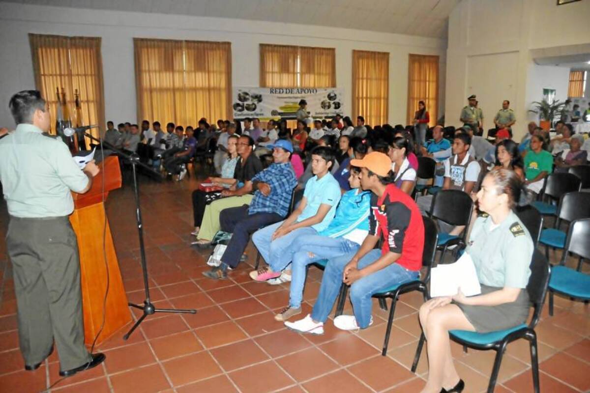 La Policía entregó ayer un informe sobre los resultados operacionales del año en el Puerto Petrolero. (Foto: Emmanuel Pérez Ortegón /VANGUARDIA LIBERAL )