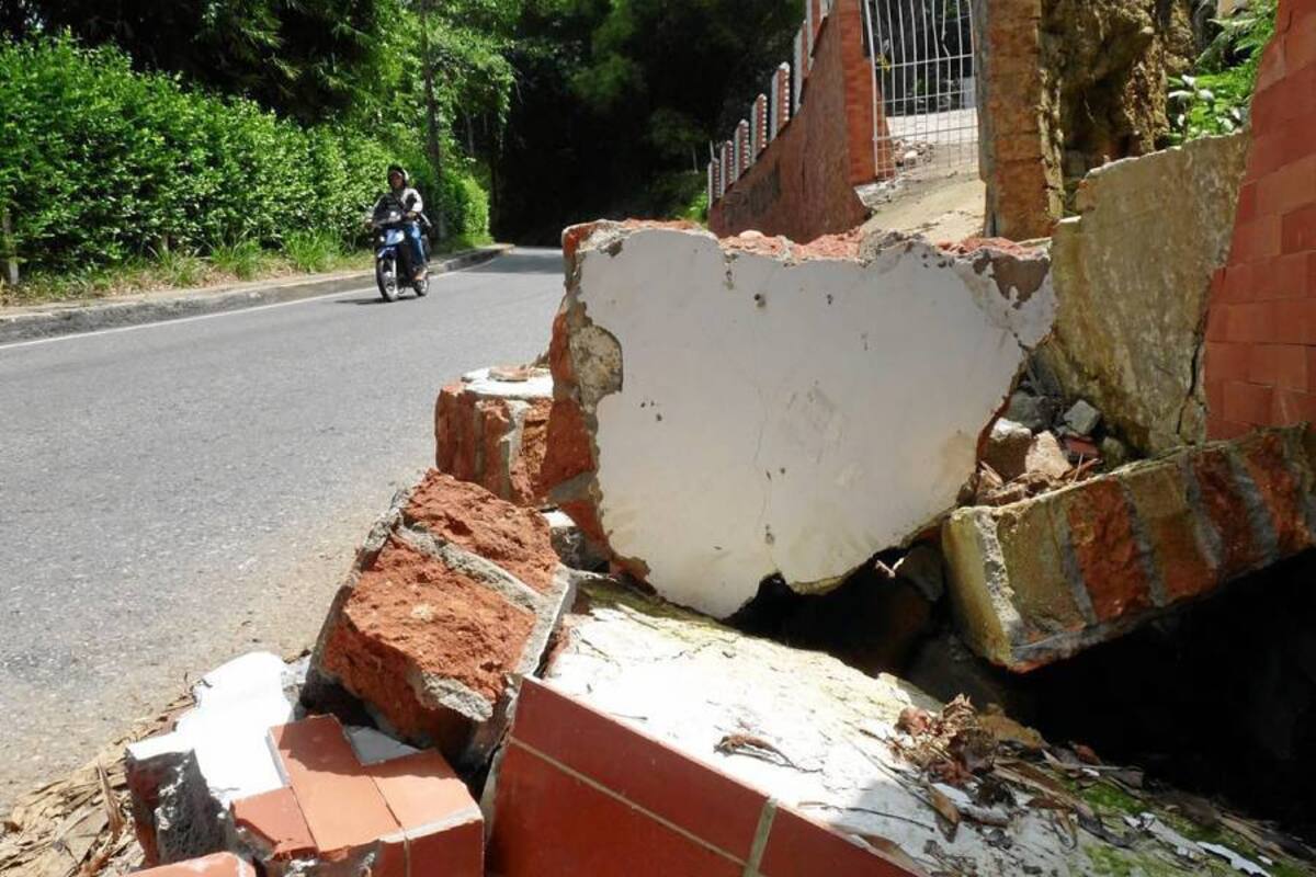 Exigen obras en vía a Lagos del Cacique