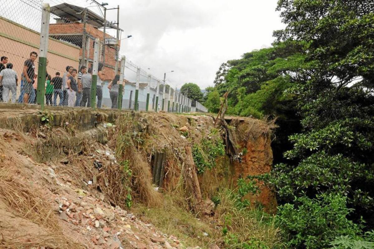 Cdmb inicia construcción de 23 obras para controlar la erosión (Foto: Jaime del Río / VANGUARDIA LIBERAL )