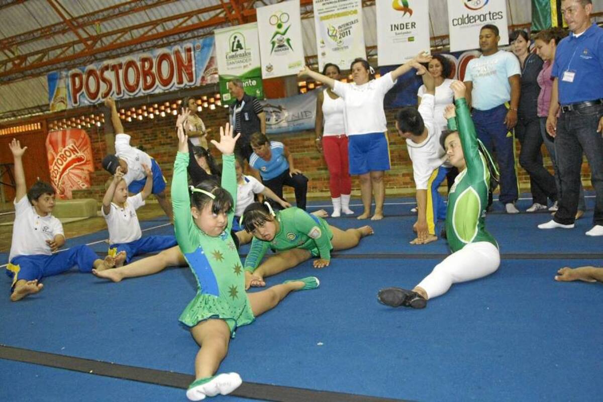 Bucaramanga es sede del Taller Nacional de Gimnasia Especial Fides, que empezó ayer y se extenderá hasta mañana. (Foto: César Flórez / VANGUARDIA LIBERAL)