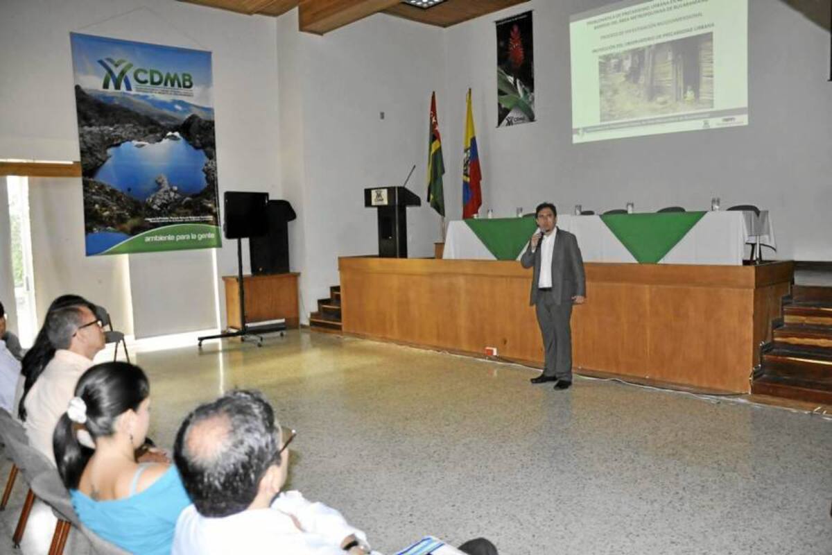 Al encuentro asistirán especialistas en orquídeas a nivel nacional, como el Ingeniero Gustavo Adolfo Aguirre, además de otros expertos. (Foto: Suministrada por la Cdmb /VANGUARDIA LIBERAL)