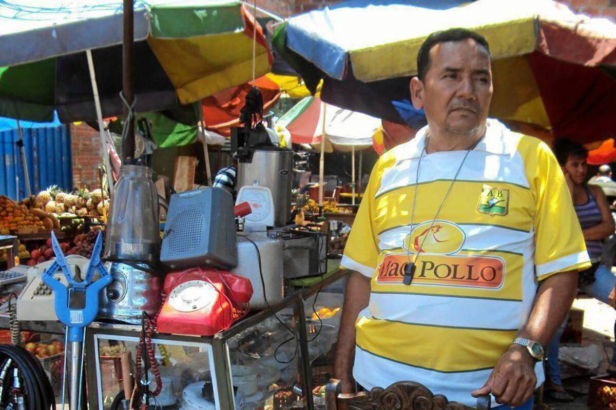 La labor que desempeña ‘Cambalache’ es aplaudida por la comunidad florideña porque también aporta al cuidado ambiental del municipio. (Foto: Brayner R. García Ardila/VANGUARDIA LIBERAL)