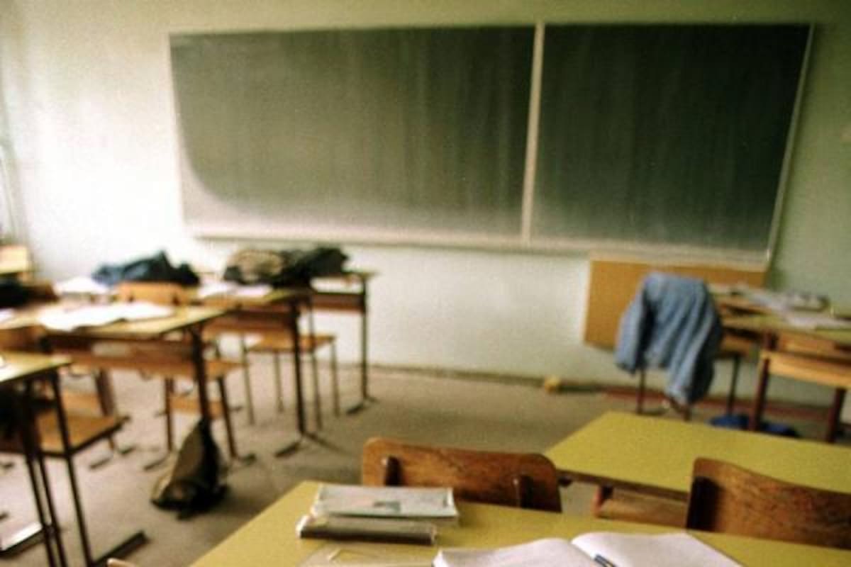 Los colegios oficiales de Piedecuesta no pueden cobrar a los padres de familia dinero por arreglos en la infraestructura o materiales de aseo. La entidad educativa que incumpla lo establecido por la Administración local podrá ser sancionada.(Foto: Archivo/VANGUARDIA LIBERAL)