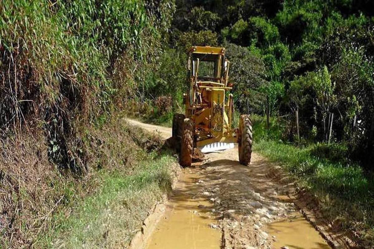 La Alcaldía realizó inversiones este año en varias áreas, entre ellas la seguridad, con una suma de $70 millones para la compra de una camioneta que necesitaba la Estación de Policía para atender de manera más oportuna a la población. (Foto: Suministrada /VANGUARDIA LIBERAL)