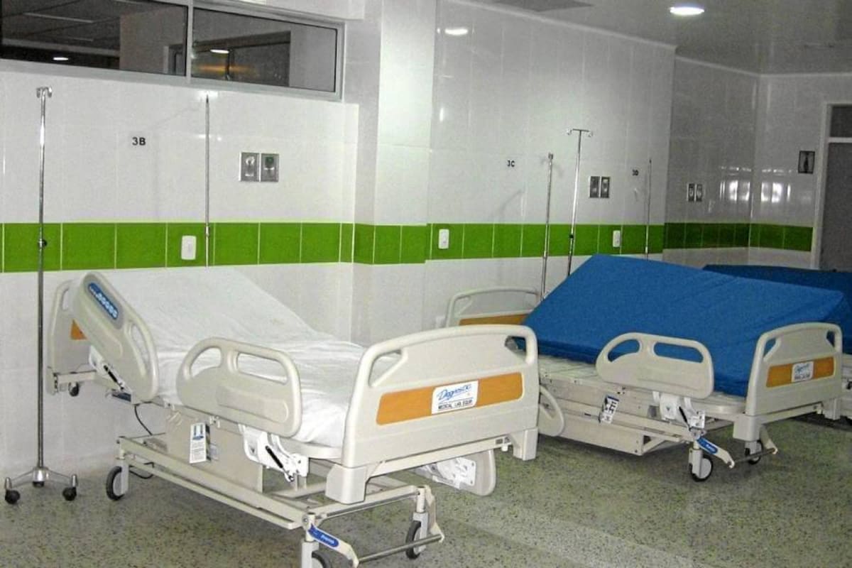 Moderna central de urgencias de la ESE Regional Manuela Beltrán del Socorro, que entrará en funcionamiento en su totalidad y mejorará sustancialmente el servicio a los miles de usuarios que acuden a la institución hospitalaria. (Foto: Luis Fernando Martínez Vargas/VANGUARDIA LIBERAL)