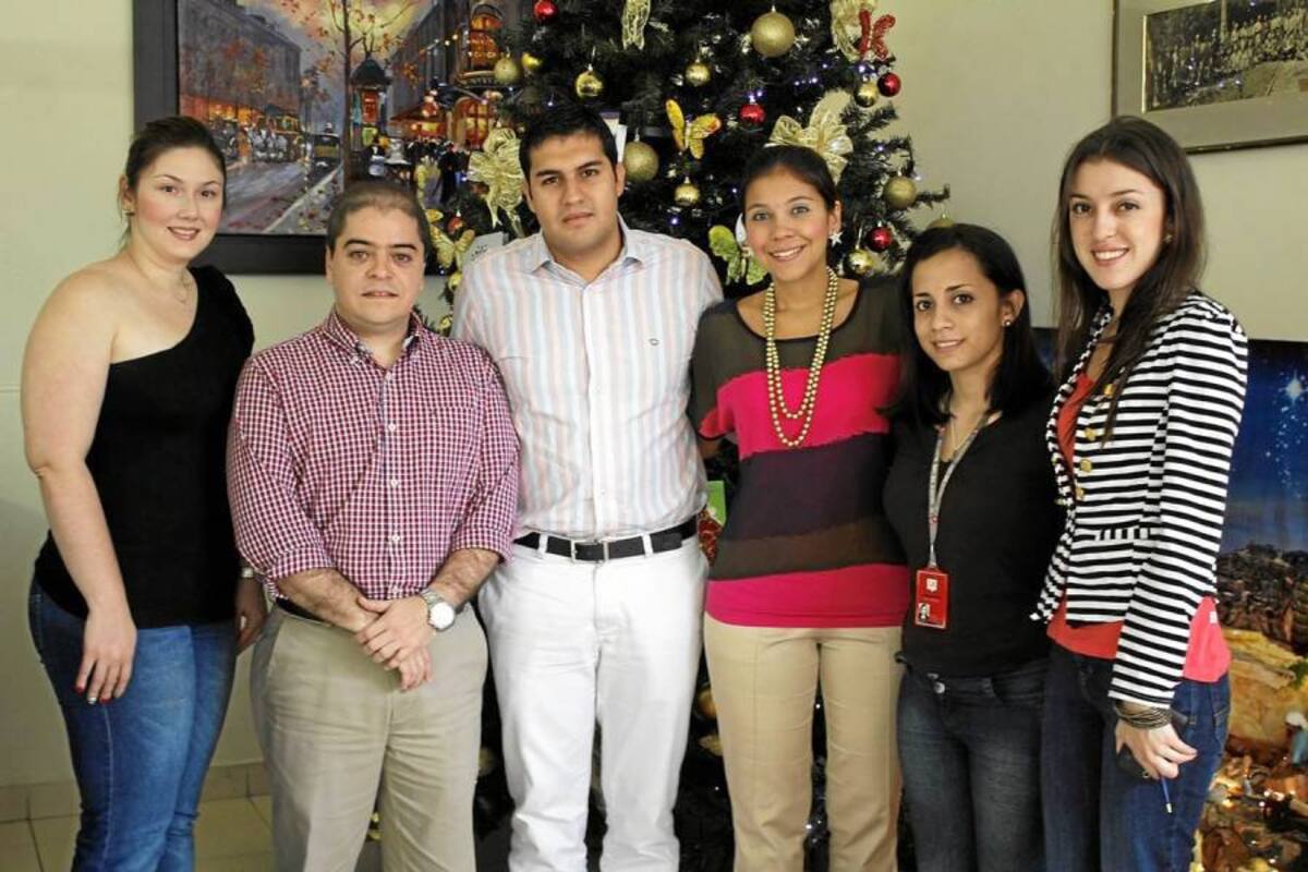 Sabrina Boscaro, Diego Rangel, Alejandro Almeyda, Catalina Hernández, Adriana Ruiz y Silvia Flórez. (Foto: Javier Gutiérrez / VANGUARDIA LIBERAL)