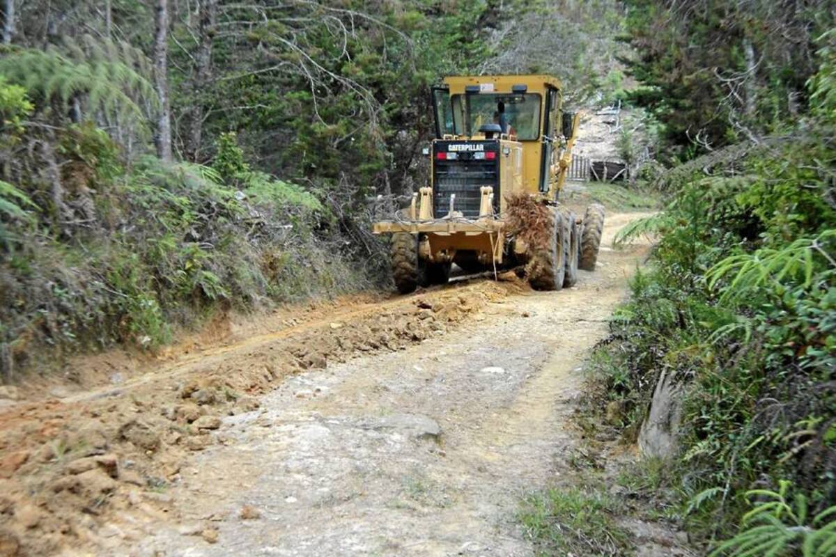 Un balance sobre las obras en materia de vías realizadas durante el primer trimestre del año entregó el secretario de Planeación de Florián. (Foto: Archivo /VANGUARDIA LIBERAL)